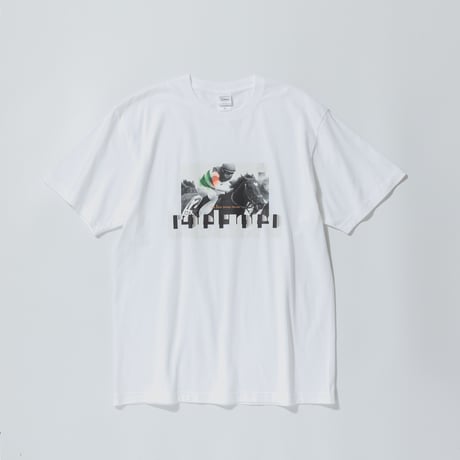 タスティエーラ引退記念 グラフィカルTシャツAパターン（白/White）