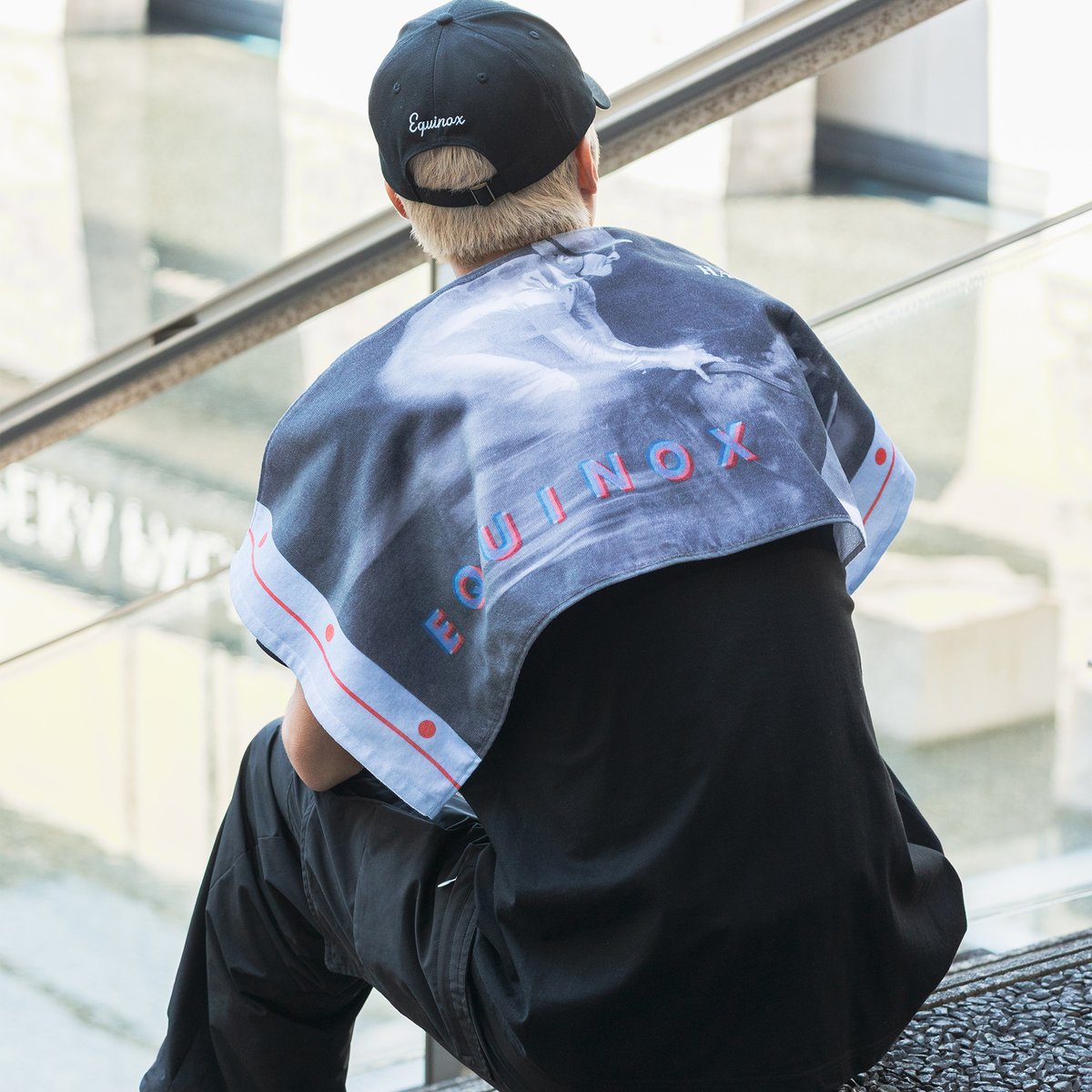 イクイノックス顕彰馬選定記念 フェイスタオル | HORSEGOODSnet