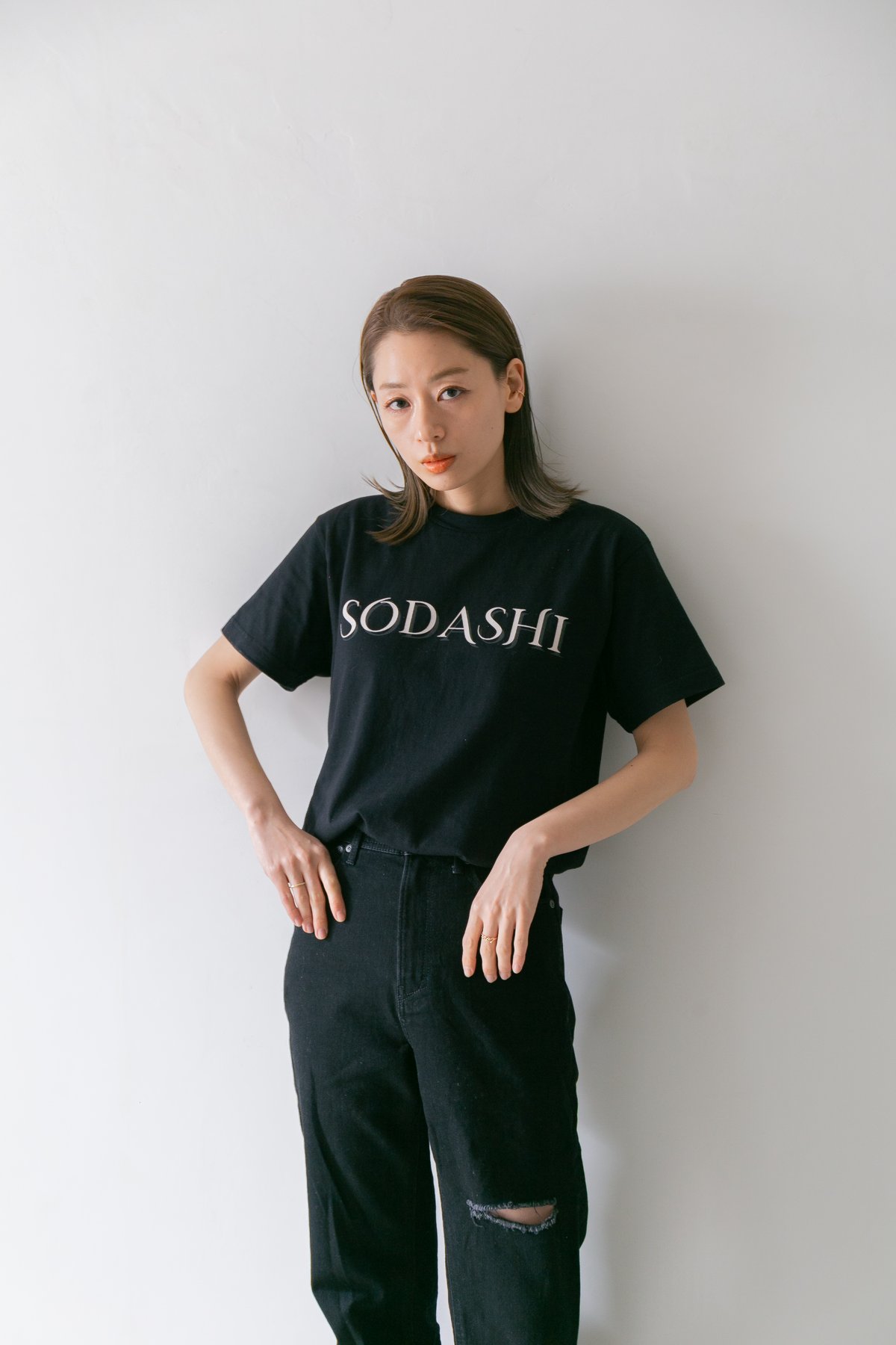 ソダシ引退記念グラフィカルTシャツ（Bパターン黒/Black
