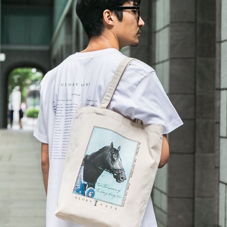グローリーヴェイズ引退記念グラフィカルトート（生成り/OFF-WHITE）