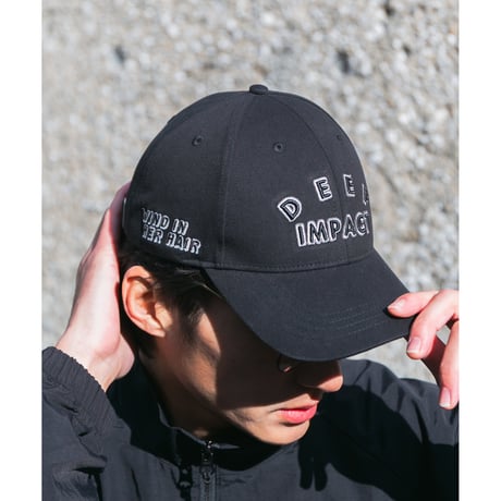 ディープインパクト グラフィカルCAP（黒/Black）