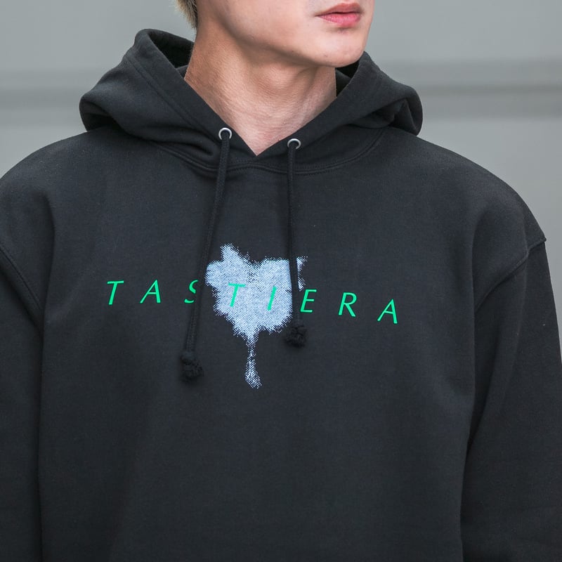 美品　craigfiesta パーカー　【XL】 ブラック タスティエーラ引退記念 グラフィカルパーカー（黒/Black