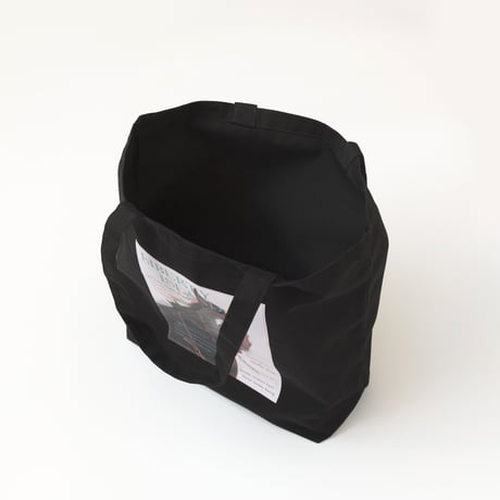 リバティアイランド メモリアルグッズ グラフィカルトートLサイズ（黒/Black）