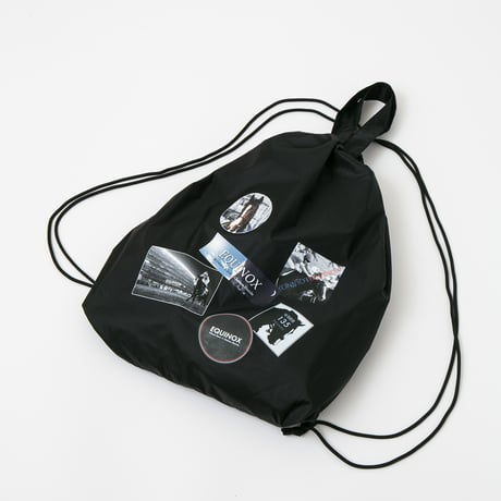 イクイノックス引退記念グラフィカルナイロンサック（黒/Black）
