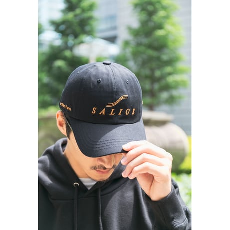 サリオス引退記念グラフィカルCAP（ブラック/Black）