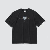 タスティエーラ引退記念 グラフィカルTシャツBパターン（黒/Black）