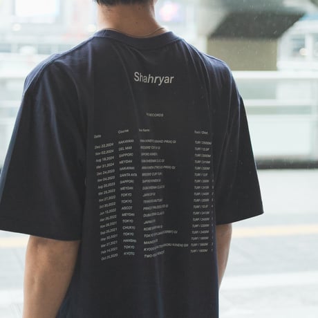 シャフリヤール グラフィカルTシャツBパターン（ネイビー/Navy）