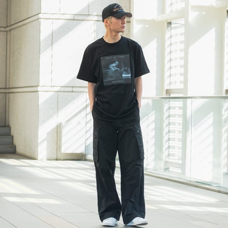 イクイノックス顕彰馬選定記念 グラフィカルTシャツAパターン（黒/Black）