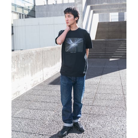 ディープインパクト グラフィカルTシャツCパターン（黒/Black）