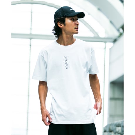 イクイノックス引退記念グラフィカルTシャツBパターン（白/White）