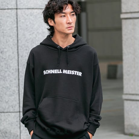 シュネルマイスター引退記念グラフィカルパーカー（黒/Black）