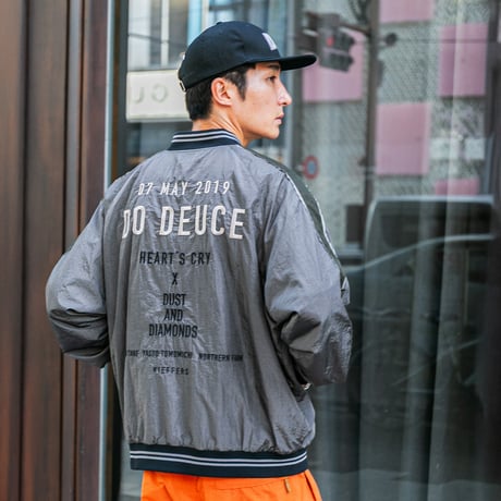 【数量100枚限定】ドウデュース引退記念 リバーシブルジャケット（グレー・黒/Gray・Black）