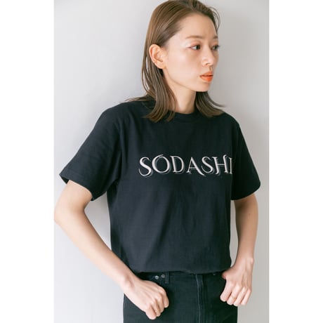 ソダシ引退記念グラフィカルTシャツ（Bパターン黒/Black）