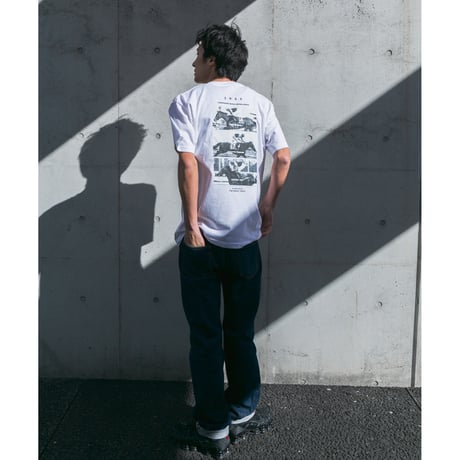 ディープインパクト グラフィカルTシャツBパターン（白/White）