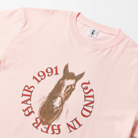 ウインドインハーヘア グラフィカルTシャツBパターン（ピンク/Pink）