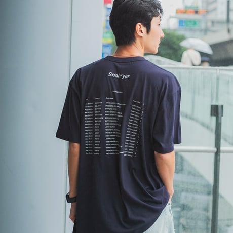 シャフリヤール グラフィカルTシャツBパターン（ネイビー/Navy）