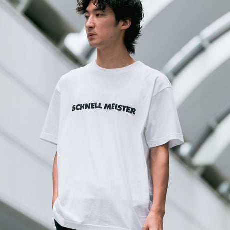 シュネルマイスター引退記念グラフィカルTシャツAパターン（白/White）
