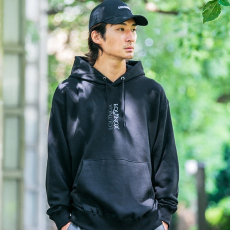 イクイノックス引退記念グラフィカルパーカー（黒/Black）