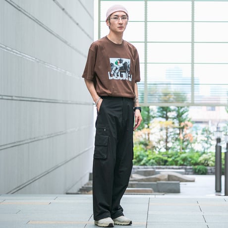 タスティエーラ引退記念 グラフィカルTシャツAパターン（茶/Brown）
