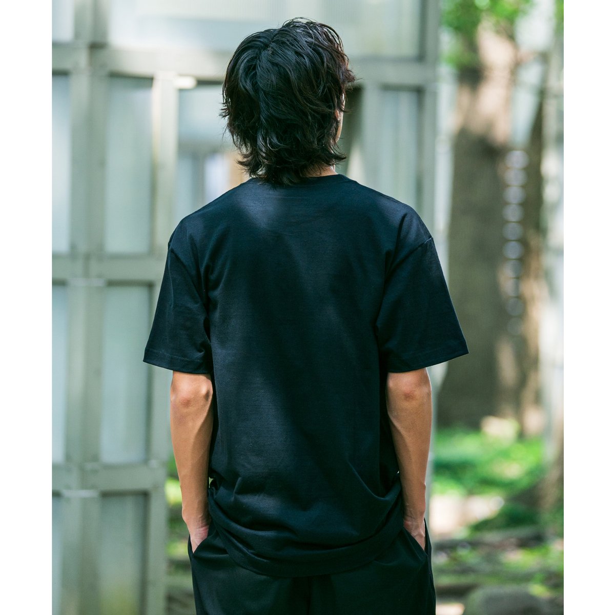 イクイノックス引退記念グラフィカルブルゾン（黒/Black） Mサイズ イクイノックス引退記念グラフィカルTシャツAパターン（黒/Black