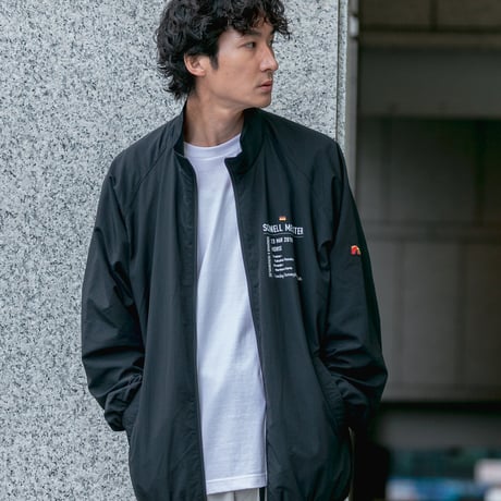 シュネルマイスター引退記念グラフィカルブルゾン（黒/Black）