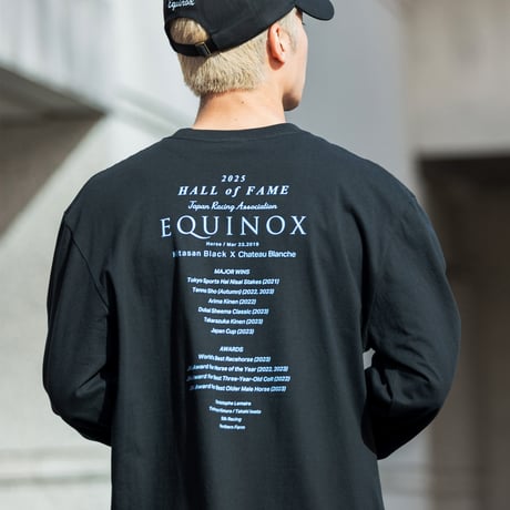 イクイノックス顕彰馬選定記念 グラフィカルロングスリーブTシャツ（黒/Black）