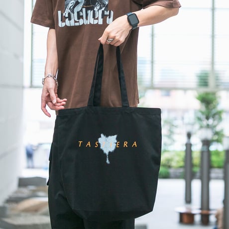 タスティエーラ引退記念 グラフィカルトートLサイズ（黒/Black）