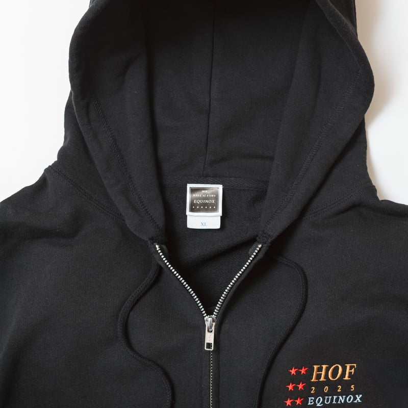 イクイノックス顕彰馬選定記念 グラフィカルジップパーカー（黒/Black