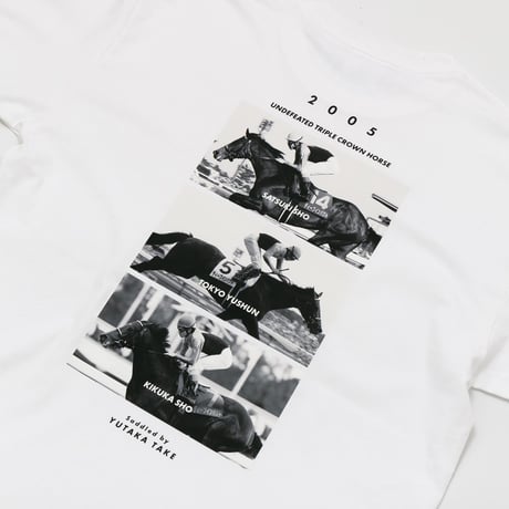 ディープインパクト グラフィカルTシャツBパターン（白/White）