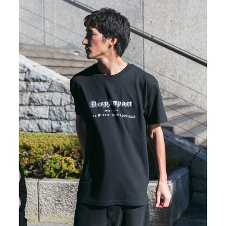 ディープインパクト グラフィカルTシャツAパターン（黒/Black）