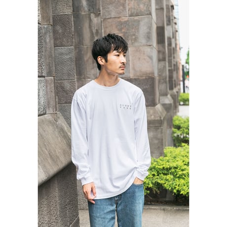 グローリーヴェイズ引退記念グラフィカルロングスリーブTシャツ（白/White）