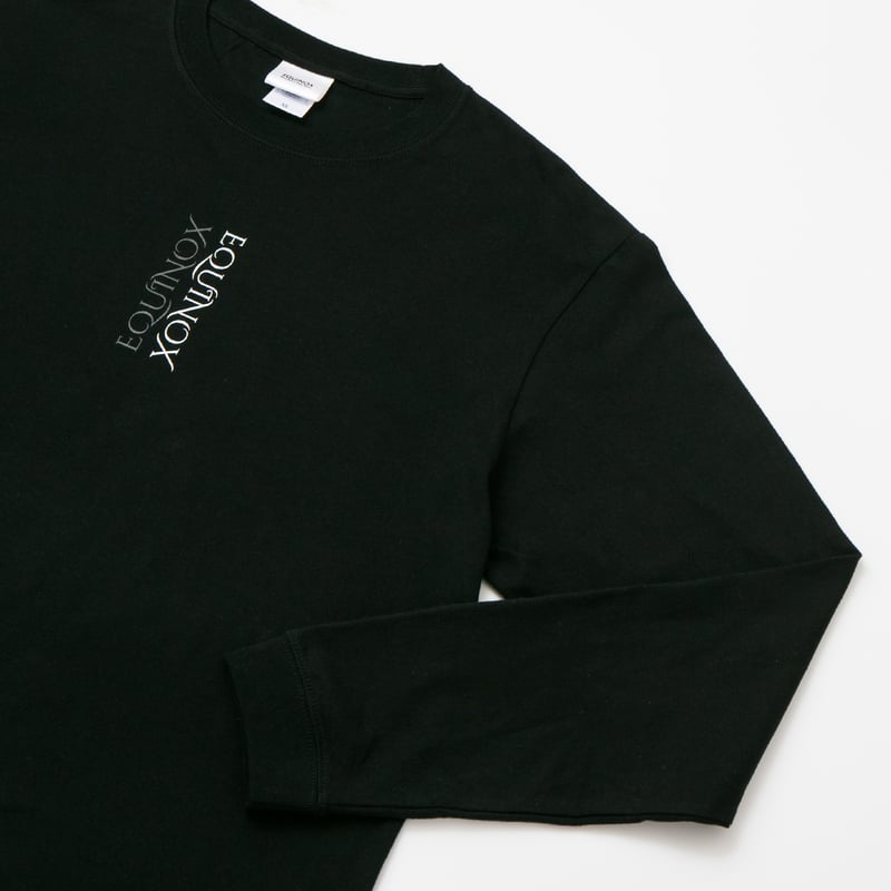 イクイノックス引退記念グラフィカルロングスリーブTシャツ(黒/Black イクイノックス引退記念グラフィカルロングスリーブTシャツ(黒/Black