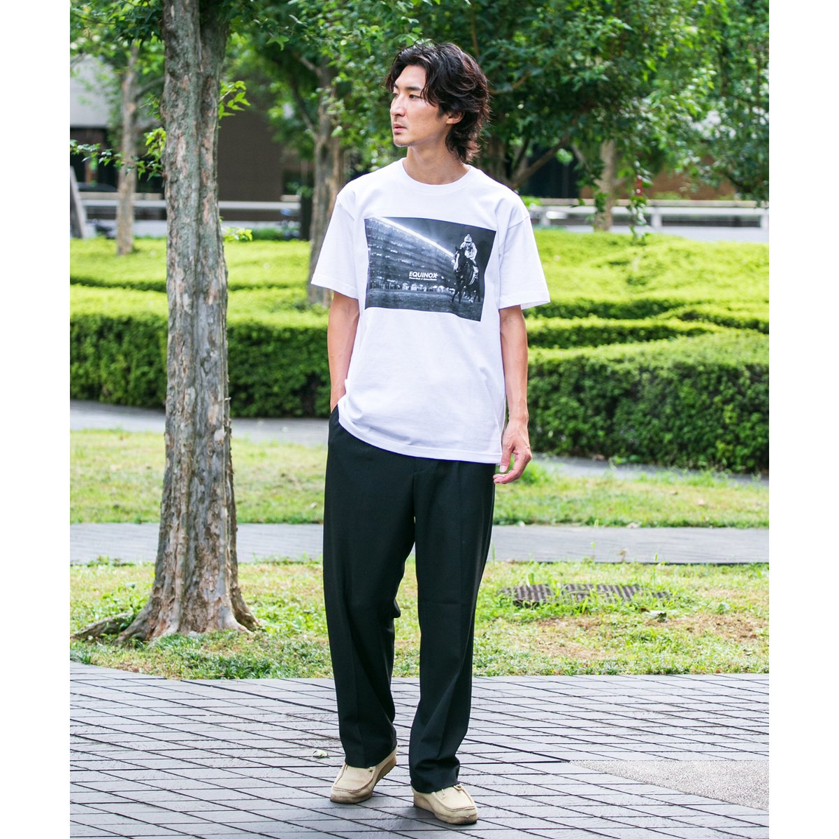 イクイノックス引退記念グラフィカルTシャツCパターン(白/White イクイノックス引退記念グラフィカルTシャツCパターン(白/White