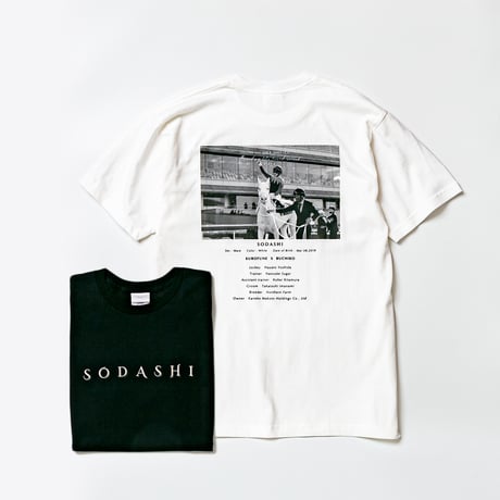 ソダシ引退記念グラフィカルTシャツ（Cパターン黒/Black）