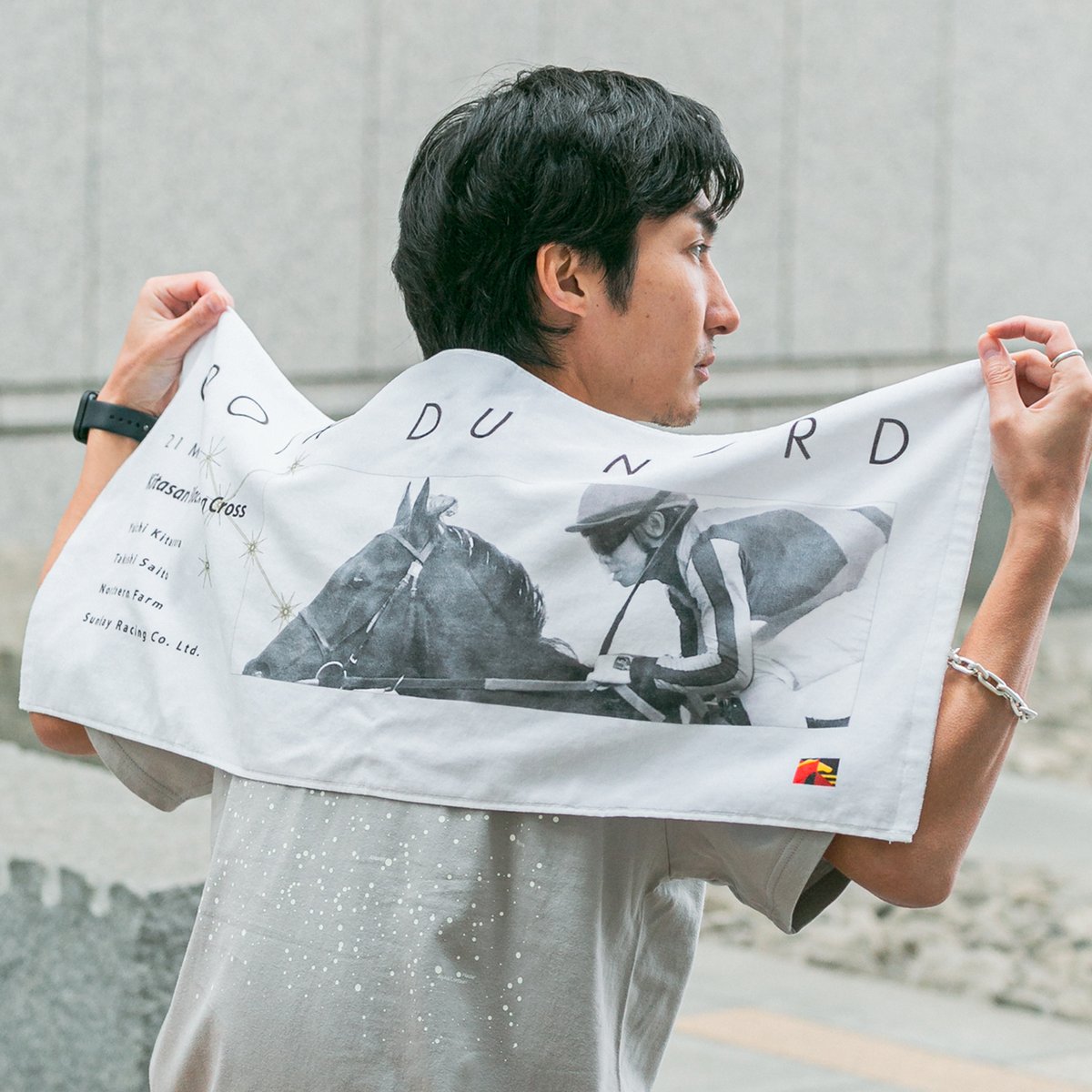 クロワデュノール グラフィカルフェイスタオル | HORSEGOODSnet