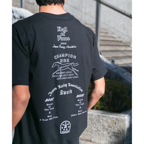 ディープインパクト グラフィカルTシャツAパターン（黒/Black）