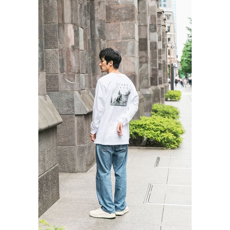 グローリーヴェイズ引退記念グラフィカルロングスリーブTシャツ（白/White）