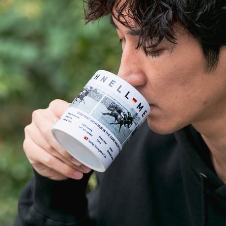 シュネルマイスター引退記念グラフィカルマグカップ