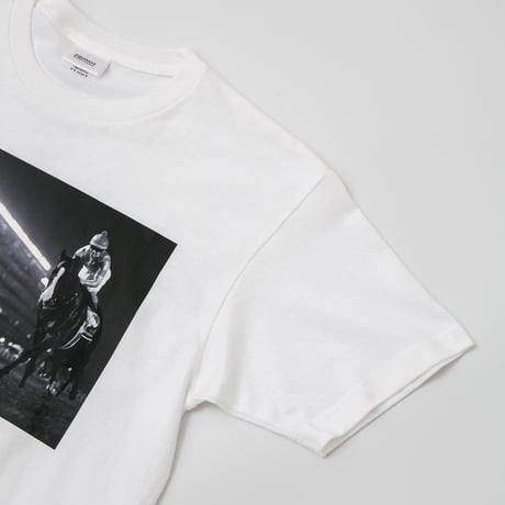イクイノックス引退記念グラフィカルTシャツCパターン（白/White）