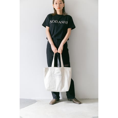ソダシ引退記念グラフィカルTシャツ（Bパターン黒/Black）