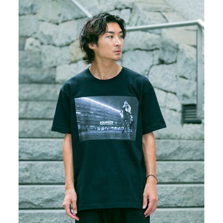 イクイノックス引退記念グラフィカルTシャツCパターン（黒/Black）