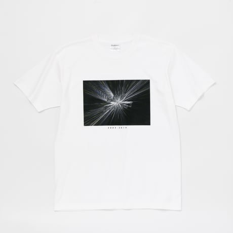 ディープインパクト グラフィカルTシャツCパターン（白/White）