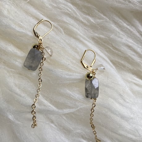 chain stone  pierce