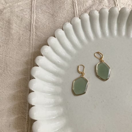 green stone pierce