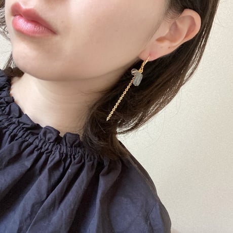 chain stone  pierce