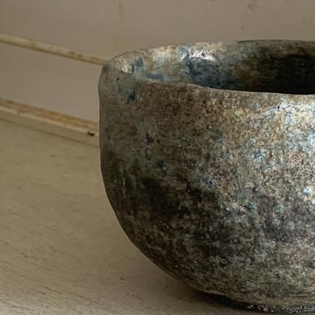 田鶴濱守人 呉須灰釉 茶碗