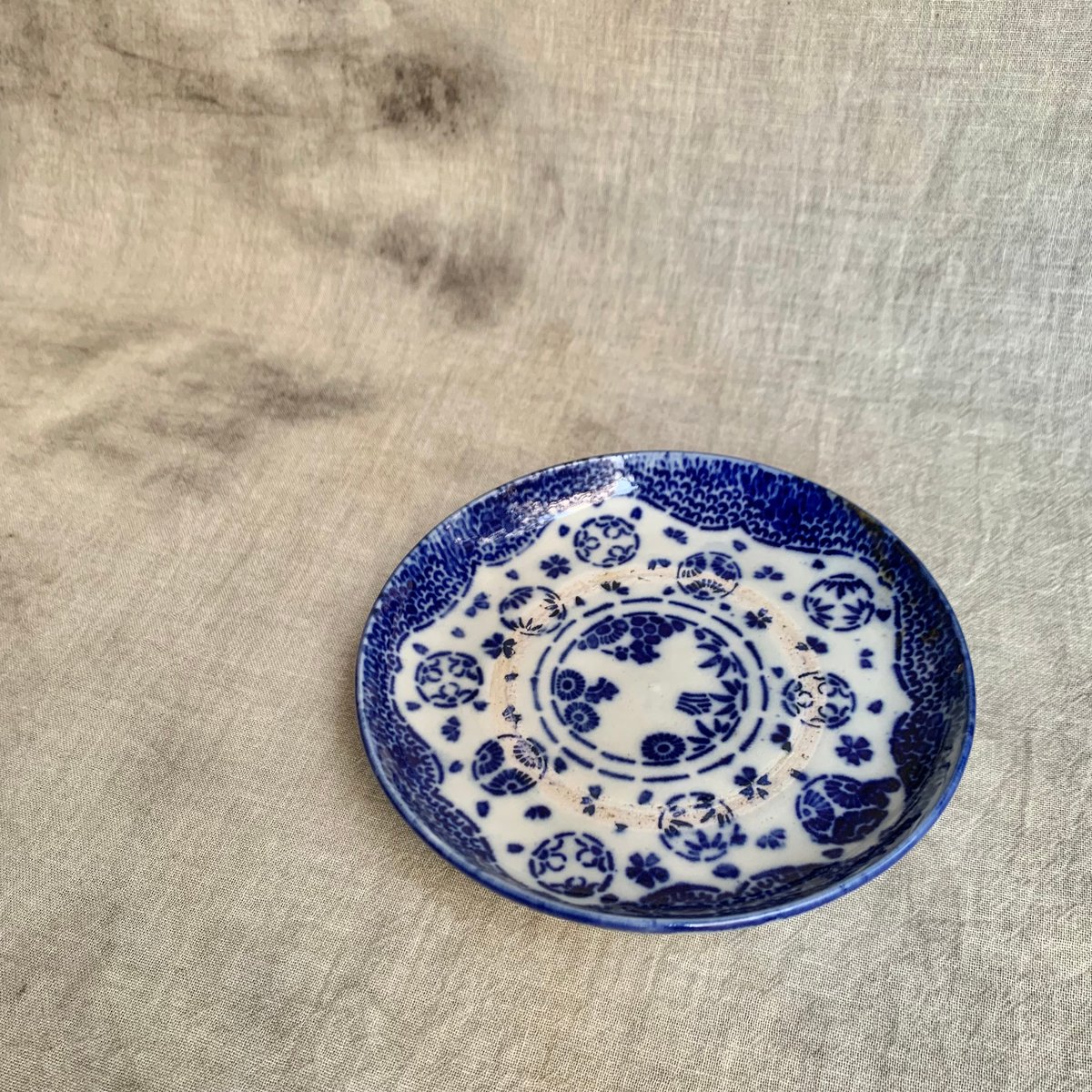 長沼焼 花散らし印判皿 | Antiques そらんじ