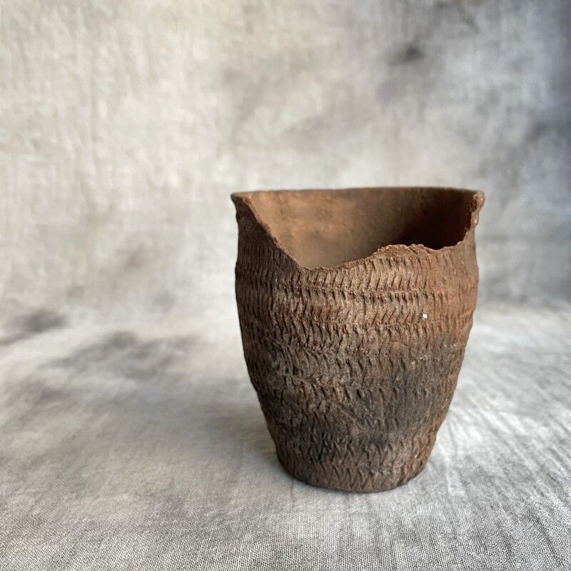 縄文土器　土面　貴重　箱付き　R99-1 縄文土器 土面 貴重 箱付き R99-1 把手付深鉢形土器 Deep Vessel