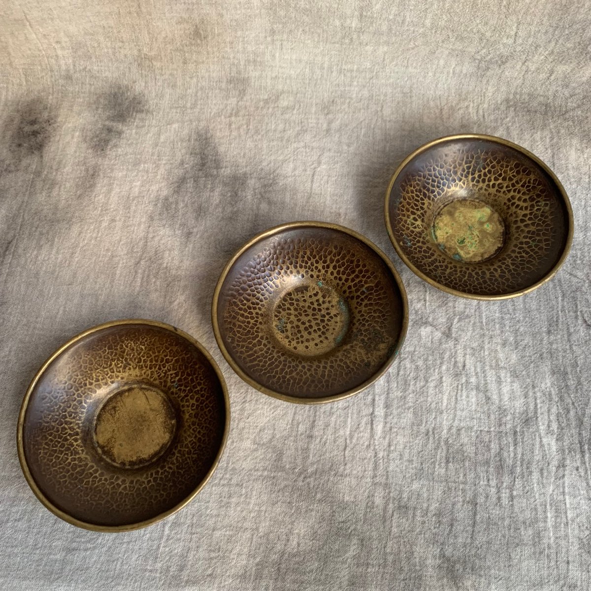 銅製 丸茶托（三枚組） | Antiques そらんじ