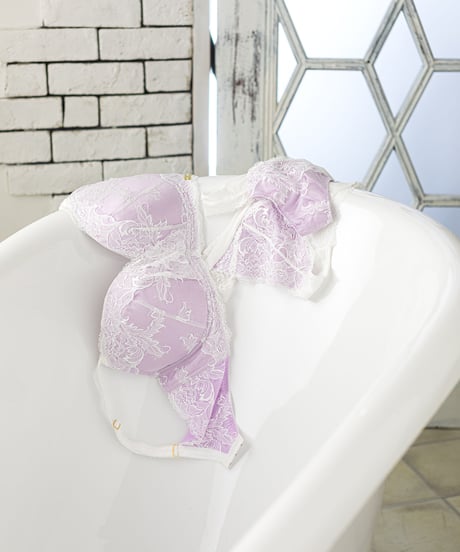LUISA Lavender Shorts